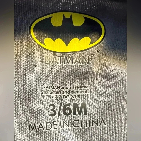 BATMAN | baby boy BATMAN onesie. Size: 3/6M - Picture 7 of 10